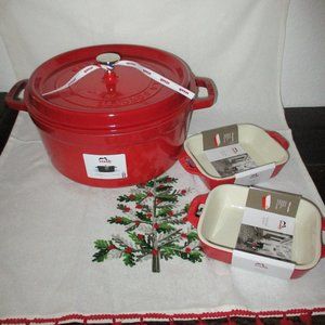 Staub Red 5.5 quart Cast Iron Dutch Oven & Matching 2 Baking Serving dishes NWT